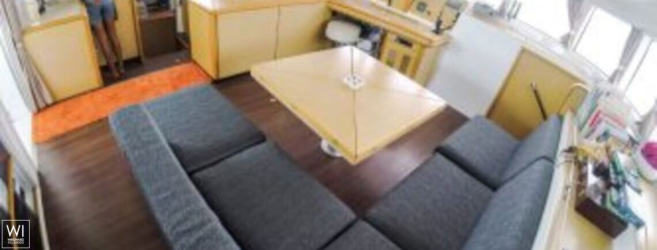 VIP ONE  Lagoon Catamaran Lagoon 500 Interior 15