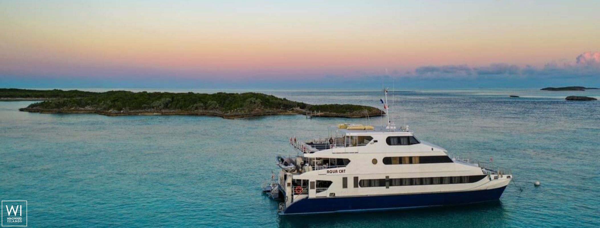 Aqua Cat   Power Cat 31M Exterior 19