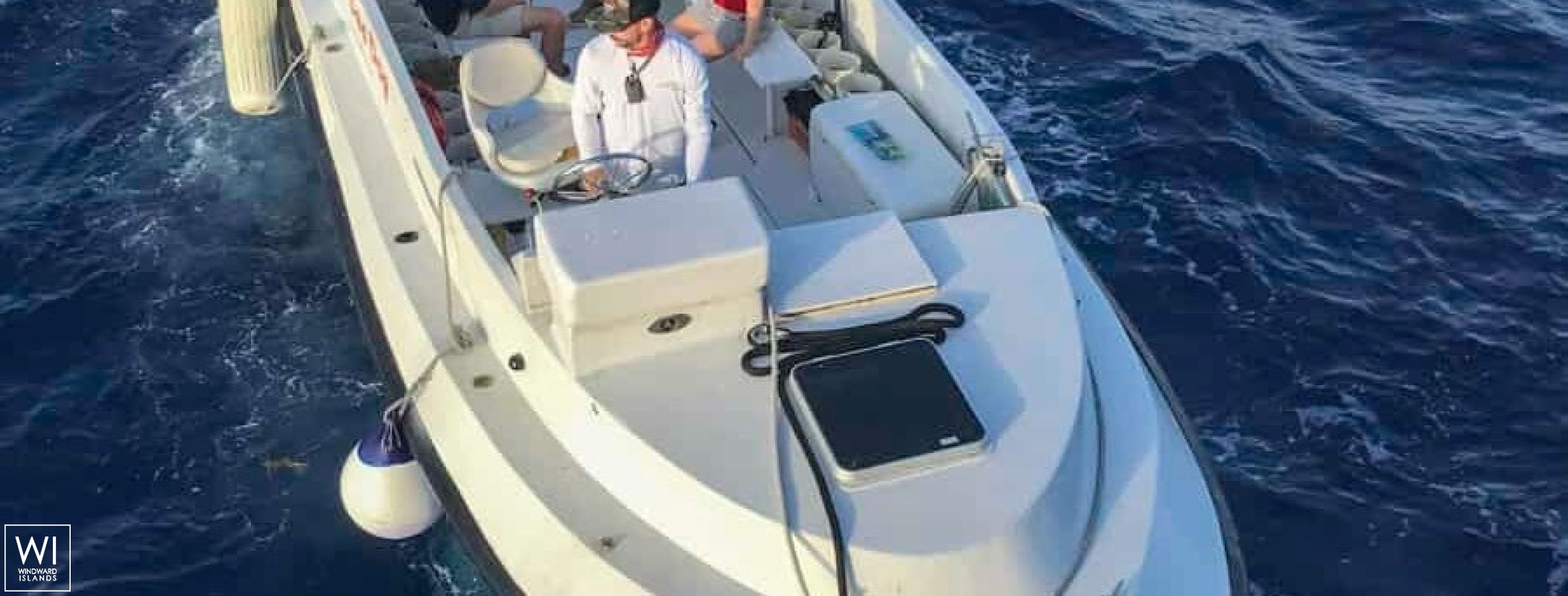 Aqua Cat   Power Cat 31M Exterior 21
