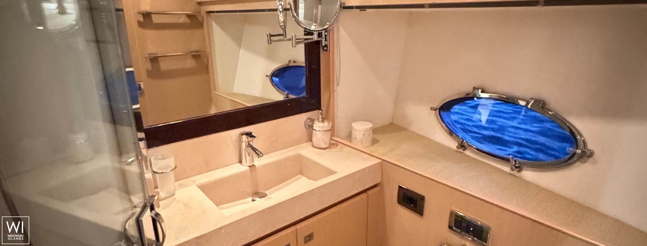 FREEDOM  Princess Yachts Princess V 78 Interior 13