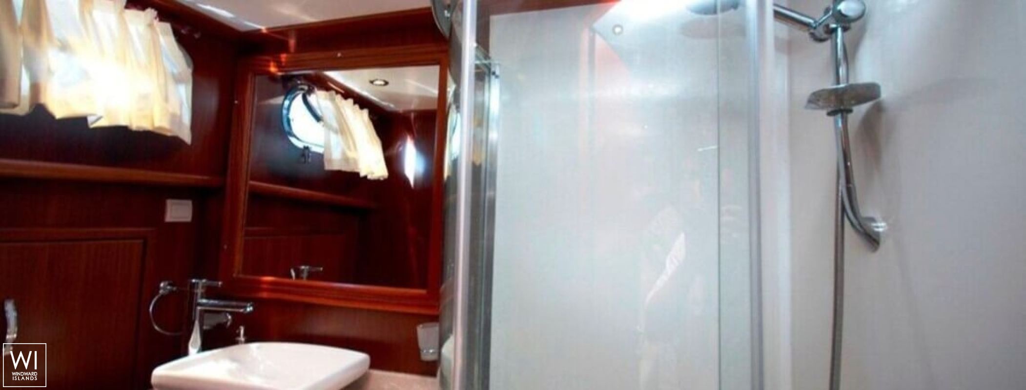 Perla del Mar 1  Turkish Gulet Gulet 27M Interior 26