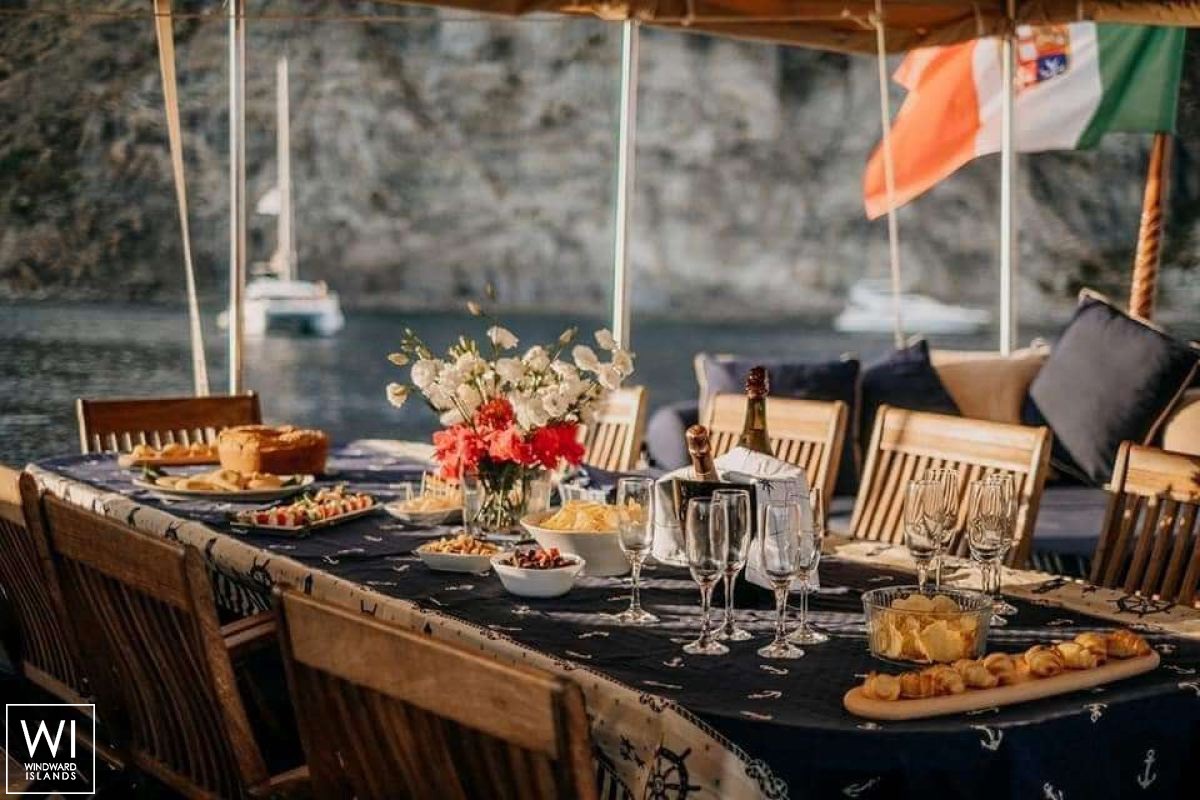 Gelidonya II  Turkish Gulet Gulet ADC 26M Interior 11