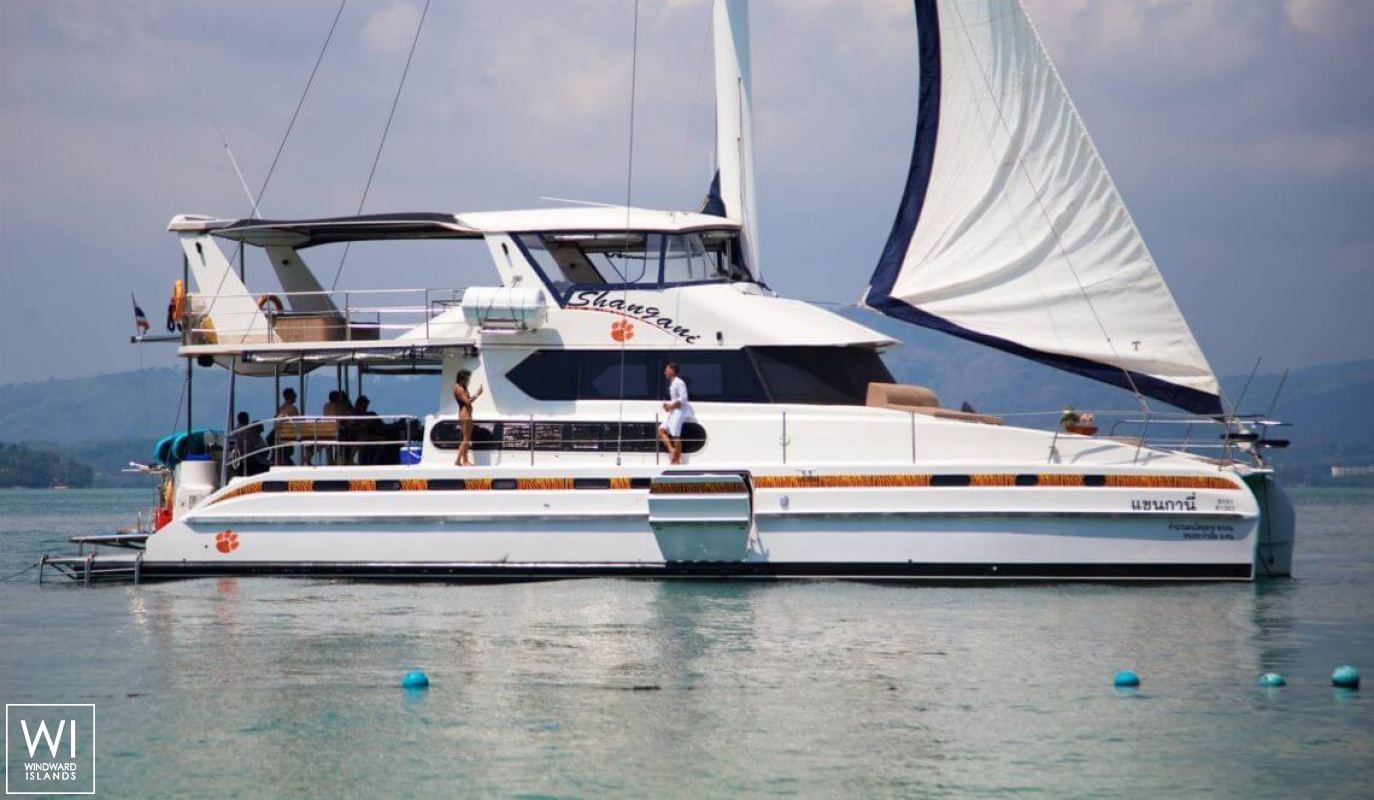 SHANGANI   Catamaran 70 Exterior 3