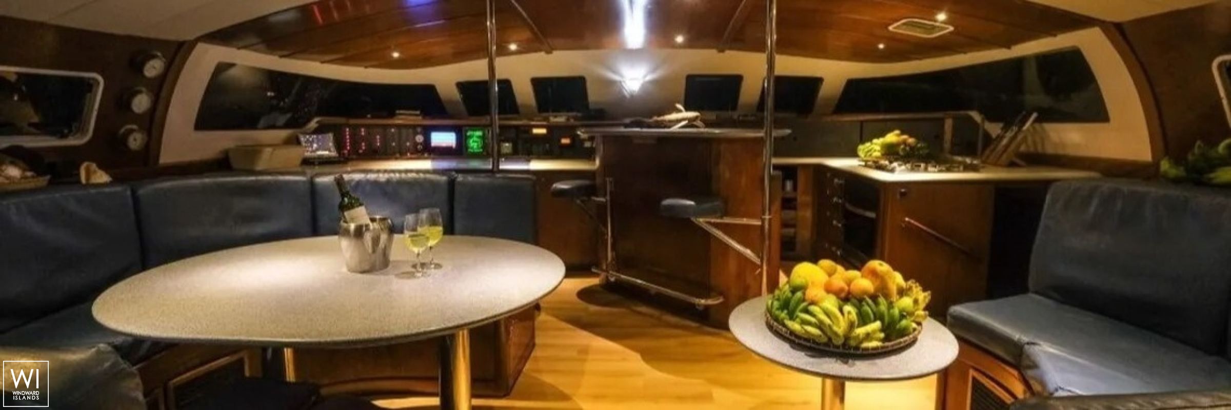 TURQUOISE  Fountaine Pajot Marquises 56 Interior 15