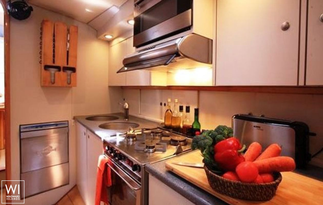 Django Too  Trehard Marine Yacht 25M Interior 7