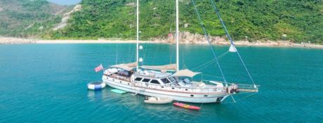 Custom Ketch  30M 0