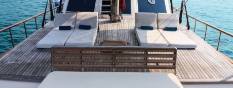 Custom Ketch  30M 10