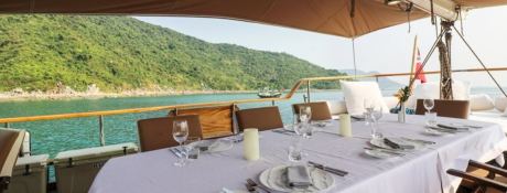 Custom Ketch  30M 11