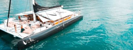 Custom Catamaran 24M 0