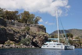 Fountaine Pajot Victoria 67' 1