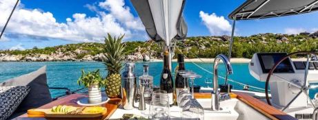 Fountaine Pajot Victoria 67' 4