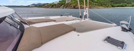 Fountaine Pajot Victoria 67' 4