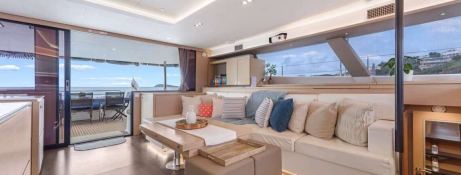 Fountaine Pajot Victoria 67' 12