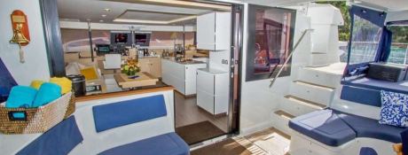 Fountaine Pajot Victoria 67' 4