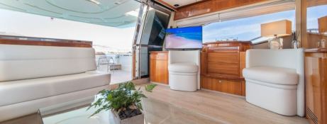 Ferretti Yacht 680 10