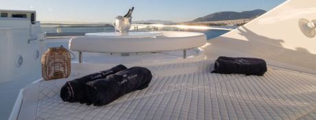 Ferretti Yacht 680 7