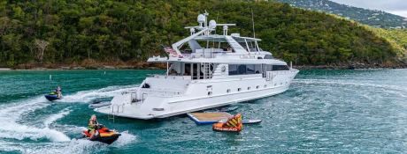 Broward Marine Yacht 33m 4