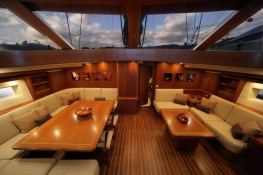 Southern Wind Sloop 100' 11