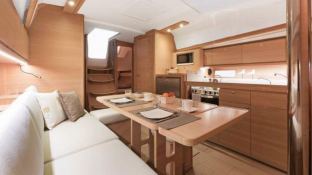 Dufour Yachts Dufour 382 4