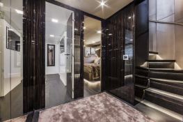 Ferretti Custom Line 28M 15