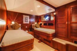 Perini Navi Ketch 40M 8