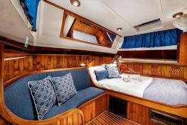 Custom Ketch  26M 9