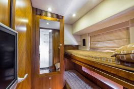 Sunseeker Predator 82' 11