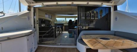 Sunseeker Predator 82' 5