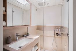 Lagoon Catamaran Lagoon 77 17