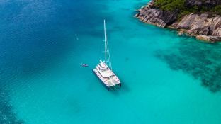 Lagoon Catamaran Lagoon 77 3