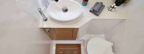 Dufour Yachts Catamaran 48 11