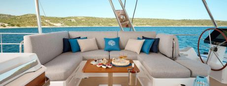 Fountaine Pajot Alegria 67 18
