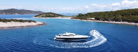 Sunseeker Predator 108 4