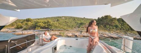 Sunseeker Predator 108 18