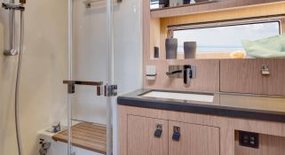 Beneteau Oceanis  62 16