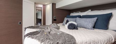 Catana Catamaran Bali 4.8 10