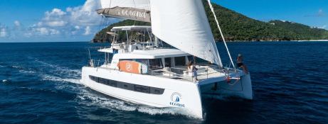 Catana Catamaran Bali 4.8 13