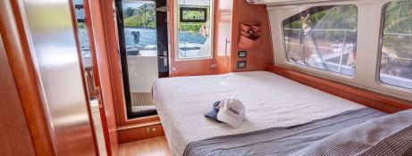 Robertson & Caines Leopard  5800 17