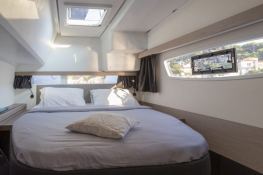 Fountaine Pajot Isla 40 10