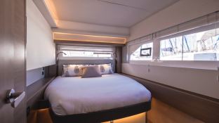 Leopard Yachts Leopard 53 Powercat 13