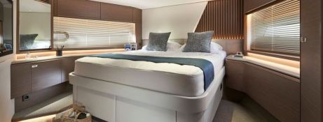 Princess Yachts Y 72 23