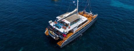 Custom Catamaran 25m 16