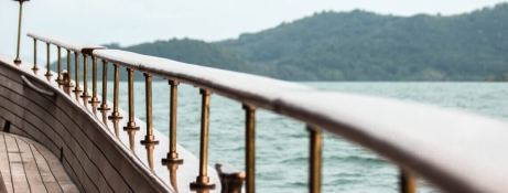 Custom Motoryacht Thai-crafted wooden hull 9