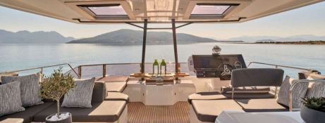 Fountaine Pajot Power 67 7