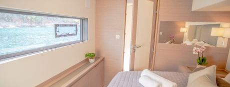 Fountaine Pajot Power 67 17