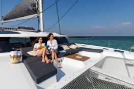 Fountaine Pajot Aura 51 10