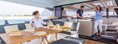 Fountaine Pajot Aura 51 4