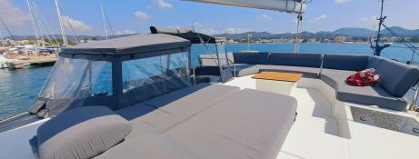 Fountaine Pajot Aura 51 8