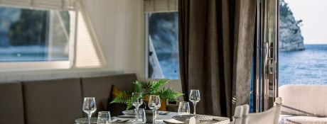 Riviera yachts Alaska 72 9