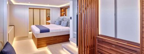 Fountaine Pajot Thíra  80 12